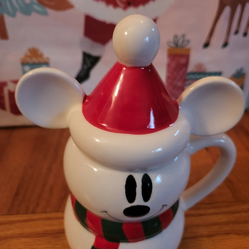 Christmas Mickey Mouse mug snowman mug with topper NEW